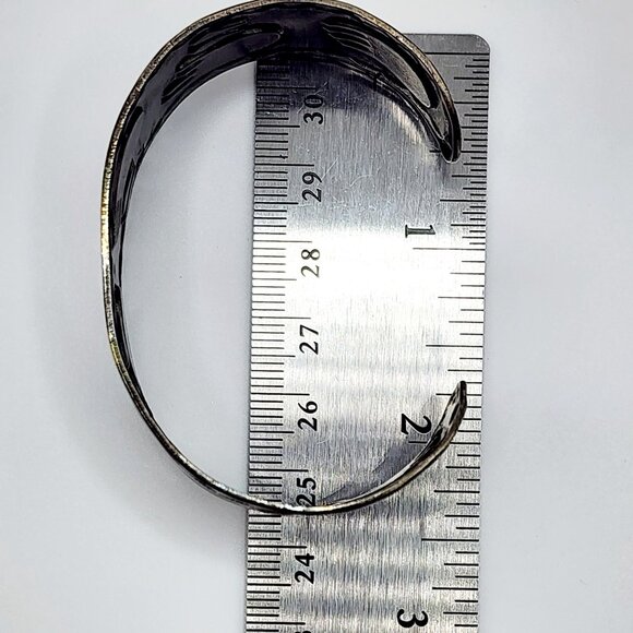 Vintage Bell Trading Post Bear and Dear Tracks Cuff Bracelet - Picture 7 of 7